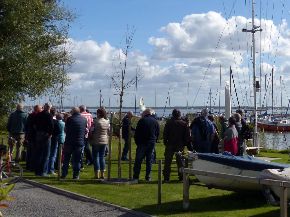 Treffen am Flaggenmast